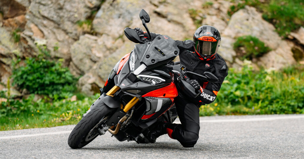 Bei Motorrad Dahlhues in Warendorf bei Münster leihen Sie sich Ihr Motorrad ganz einfach und schnell. Mit Jahrelanger Erfahrung hat der Motorradverleih bei Münster schon viele Motorräder vermietet.